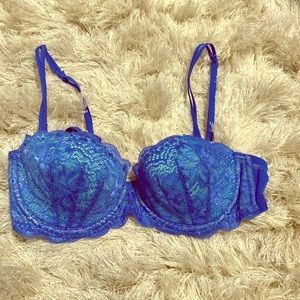 🌸SALE 🌺 VS lace royal blue bra